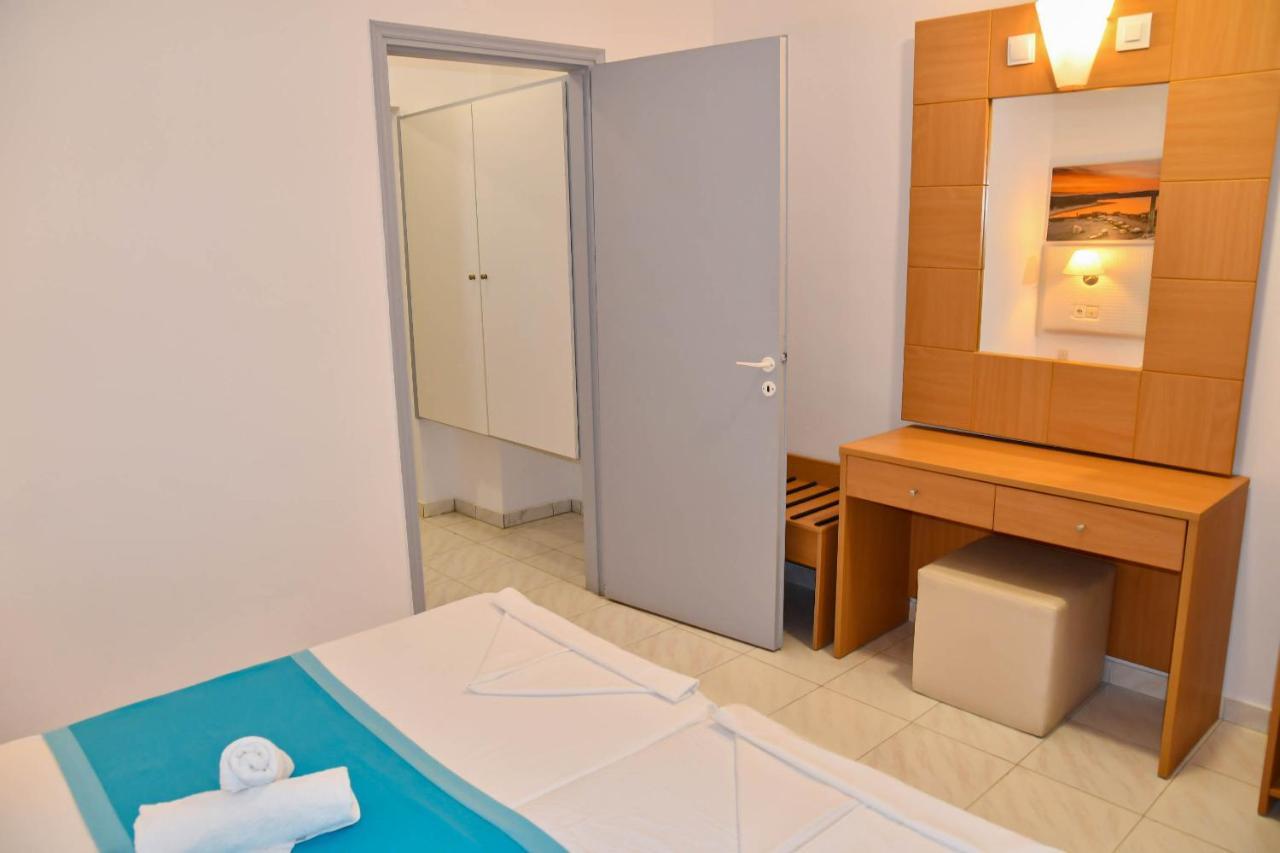 Blue Nest Hotel Tigaki Exterior foto